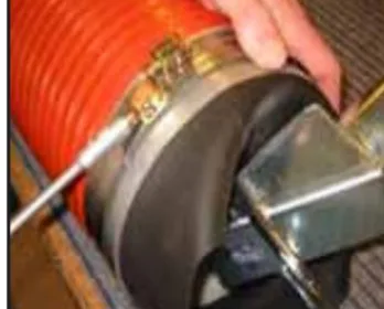 Two adjacent clamps at the illustrated upper joint. Clamp number and position must match the assembly.