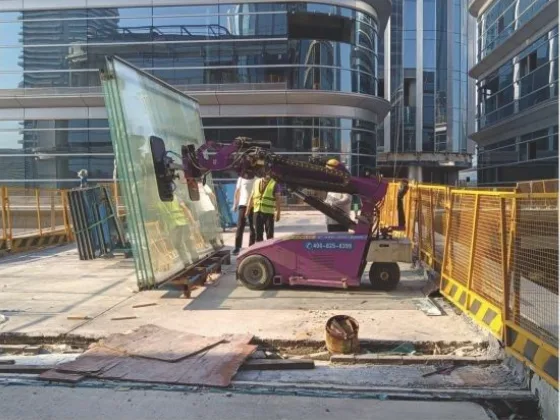 Pavilion glass installation with WSR-800L