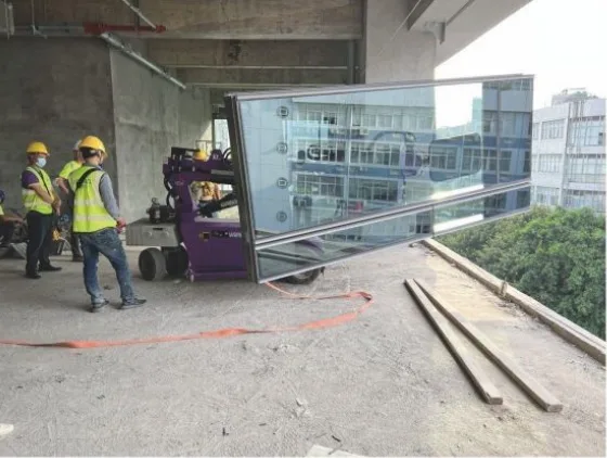Indoor glass positioning with WSR-800LA
